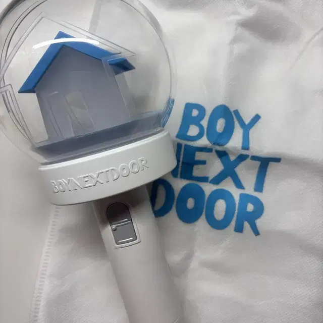 보이넥스트도어 응원봉