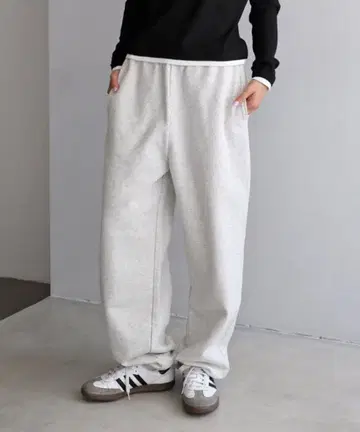 미사용 새상품 andme 원포인트 로고 자수 스웨트 팬츠 오트밀 XL