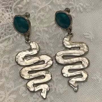 TKCTN 디자인 귀찌 빈티지 매트한 실버 컬러