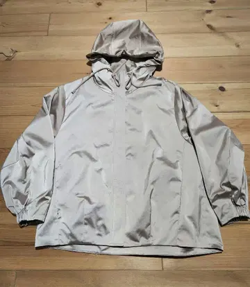 베이지 자켓 후드 부착 마운틴 후드티