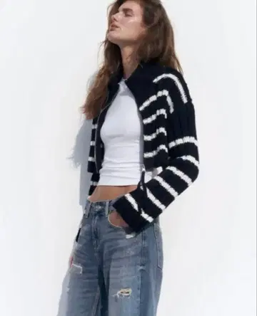 ZARA 스트라이프 크롭 니트 가디건