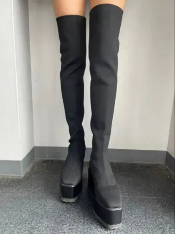 EGOIST 웨지 니하이 부츠 블랙