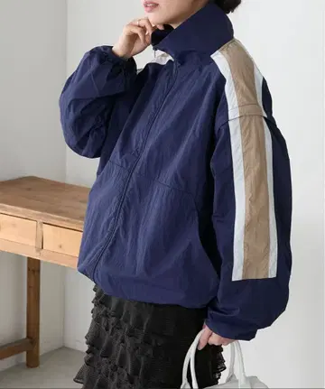 네이비 스트라이프 오버 사이즈 자켓