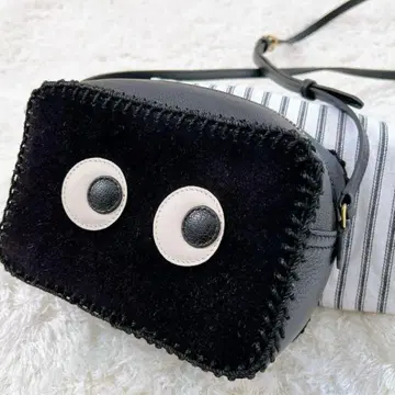 안야 힌드마치 숄더백