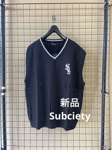 새상품 Subciety V-NECK KNIT VEST 베스트