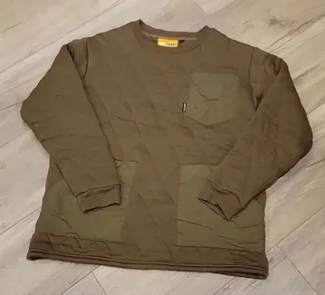 GRIP SWANY 퀼팅 맨투맨 S 사이즈 올리브