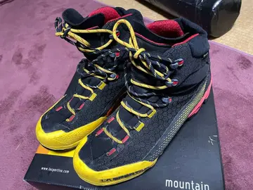 SPORTIVA 스포르티바 에퀼리브리움 ST 사이즈 43