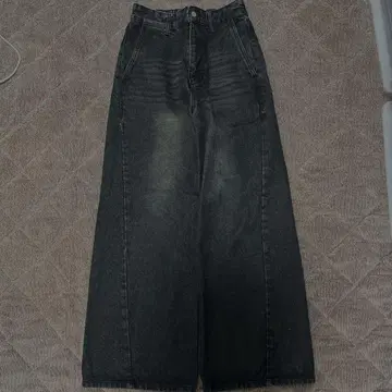 블랙 스트레이트 데님 팬츠