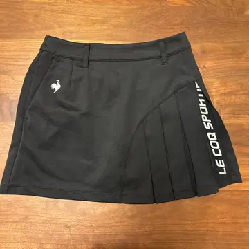 LE COQ SPORTIF 블랙 플리츠 스커트