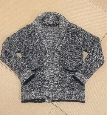 EPOCA UOMO 가디건 M 사이즈