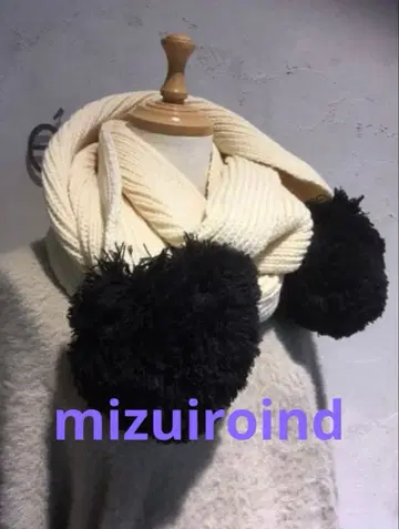 미즈이로 인드 폼폼 머플러 울