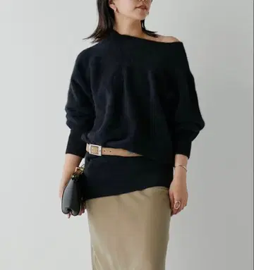 GALLARDAGALANTE 개럴개런트 울 보트넥 니트