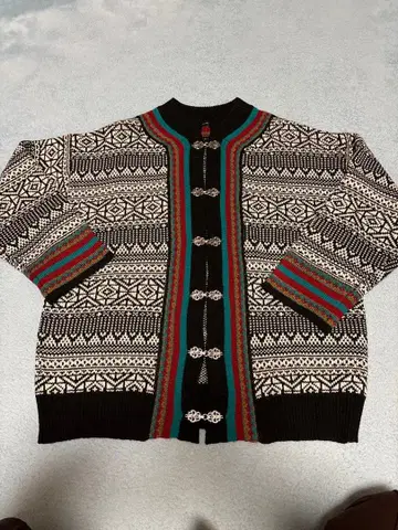 JEANASI 지나시스 티롤리안 가디건