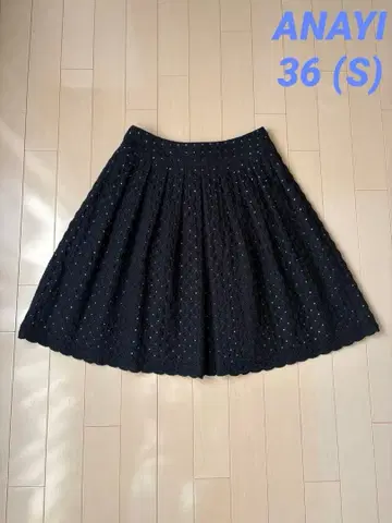 ANAYI 블랙 플라워 자수 플레어 스커트 36 (S)