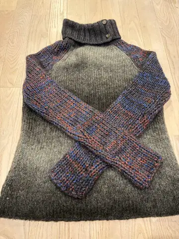 D&G 하이넥 스웨터