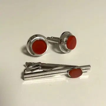 빨간색 돌 커프스 넥타이핀 세트