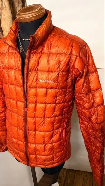 레어 컬러 몽벨 플라즈마1000 사이즈 S