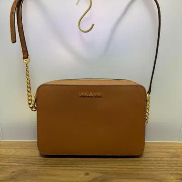 MICHAEL KORS 브라운 숄더백 중형