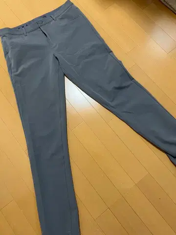 PUMA 그레이 슬림핏 팬츠 사이즈 L [ 새상품급 ]