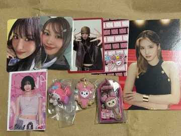 TWICE MOMO 모모 굿즈 묶음 판매
