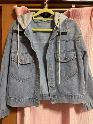라이트 블루 데님 자켓 후드 부착
