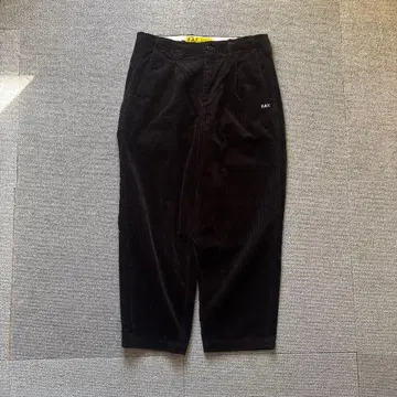 FAT 코듀로이 팬츠 블랙
