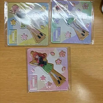 5등분의 신부 커스텀 아크릴 스탠드 이치카 니노 마이 세트 판매