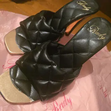 Rady 퀼팅 뮬 샌들 S