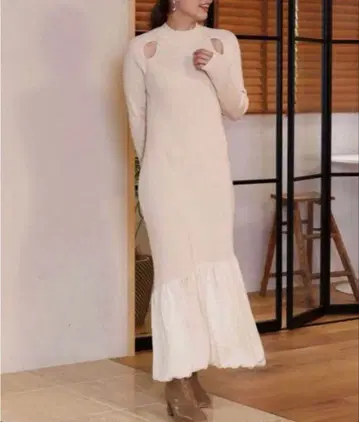 LAGUNAMOON 래글런 슬릿 니트 벌룬 원피스