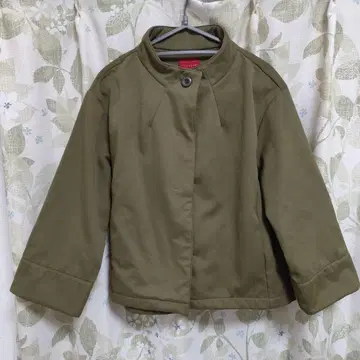 LILASIC 올리브 그린 자켓 M 사이즈