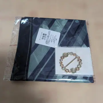 이세 유 스카프