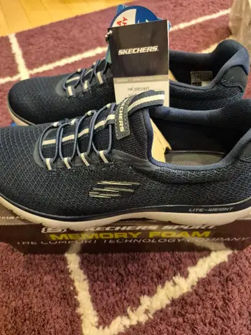 새상품 스케쳐스 52811 남성용 스니커즈 네이비 26.5cm