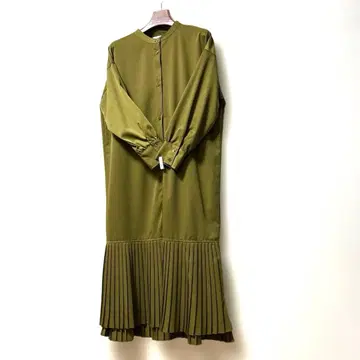 SUMI STYLE 올리브 셔츠 원피스 긴팔 밑단 플리츠 컨디션 최상