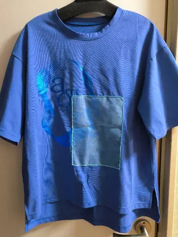 라리아 반팔 T셔츠 M