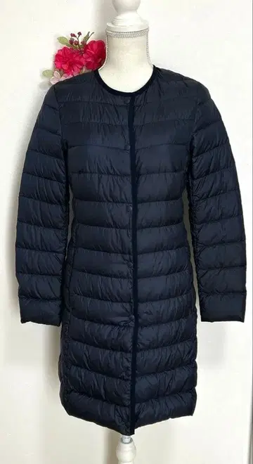 유니클로 라이트 다운 코트 S 사이즈