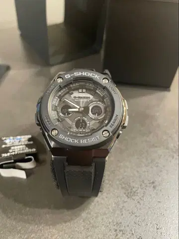 G-SHOCK GST-W300G