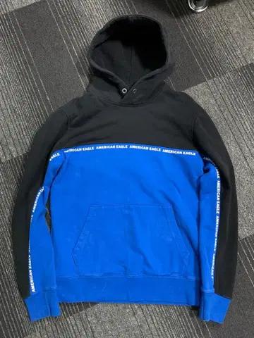 새상품급 AMERICAN EAGLE 후드 맨투맨 S