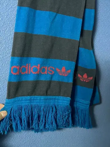 adidas 파랑 블랙 스트라이프 머플러 OSFX