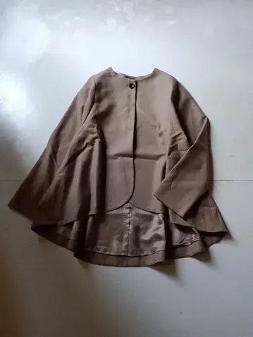 아두이트리스테스 울 노카라 자켓 코트 겉옷