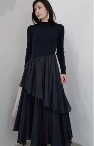 anuans 보트넥 불규칙 밑단 도킹 니트 원피스