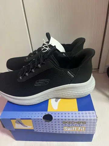 SKECHERS 핸즈프리 스니커즈 US 8 블랙 남성용 새상품
