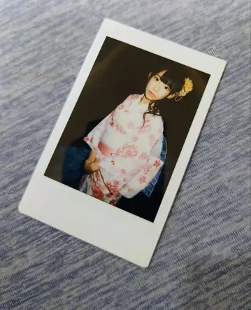 나가사와 리나 폴라로이드