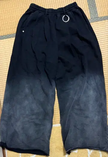 ADRER 헤비 웨이트 2턱 스웨트 팬츠