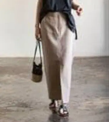 새상품급 NOBLE 데님 타이트 스커트