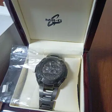 MR-G G-Shock MRG-7700B-1BJF