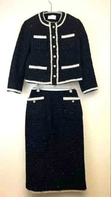 CELFORD 루프 트위드 노카라 자켓 스커트 세트 수트