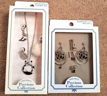 유니버셜 USJ 원피스 트라팔가 로우 액세서리 세트