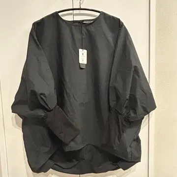 [ 미사용 택 포함 ] 미즈이로 인드 보트넥 코쿤 풀오버