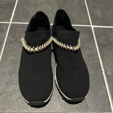 [ 최종 가격 ] JimmyChoo 지미추 블랙 슬립온 펄