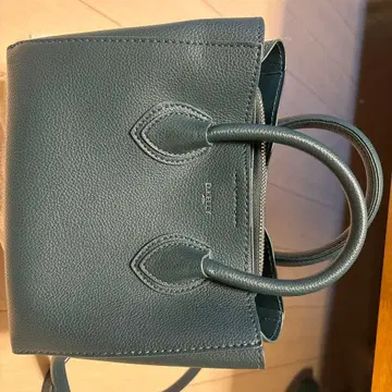 D.KELLY 그레이 가죽 핸드백